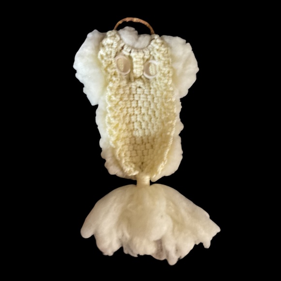 Vintage Fuzzy Macrame Owl - Picture 11 of 11